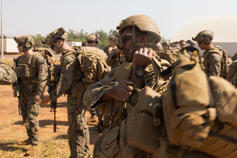 MRF-D 25.3: U.S. Marines conduct an air insert into a simulated embassy