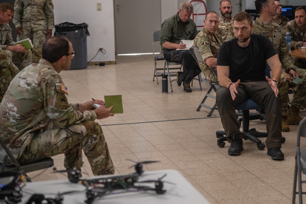 U.S. Army Chief of Staff’s Chief Tech Officer visits Project Flytrap