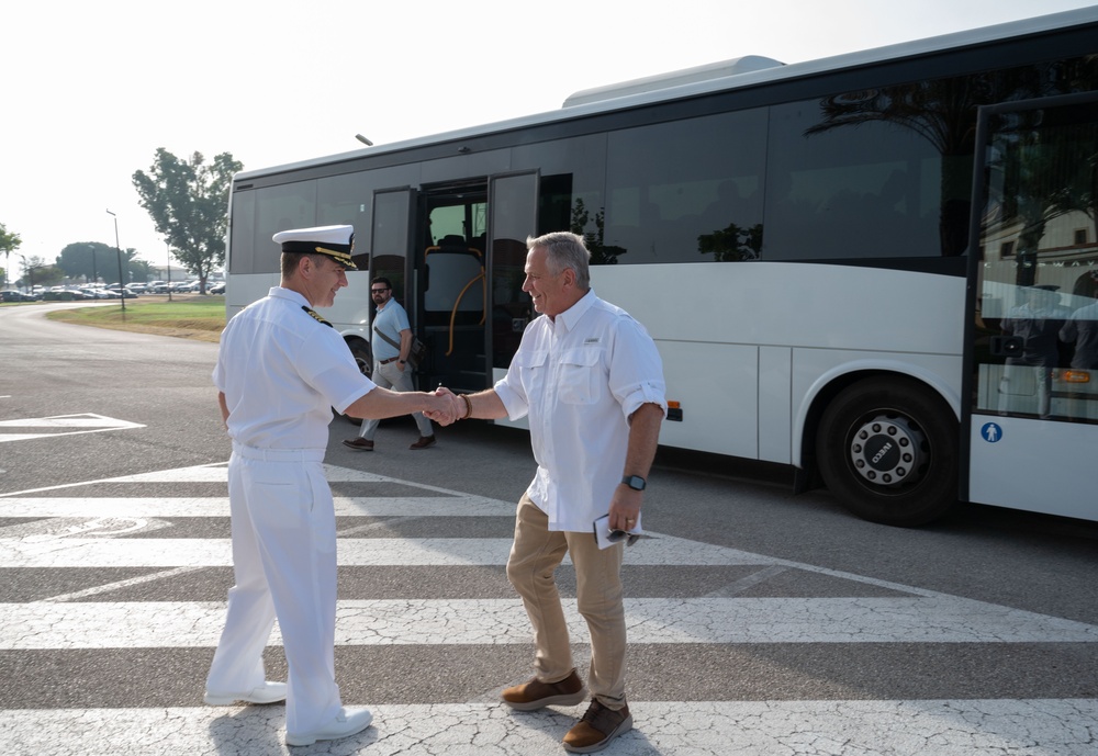 Chairman, House Committee on Veteran's Affairs Visits NAVSTA Rota