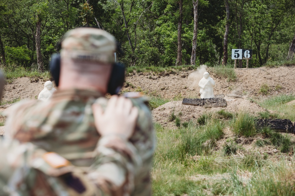 1-112 IN BN Qualifies at the M17 Range