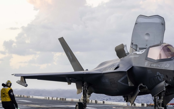 USS America (LHA 6) Conducts Flight Operations