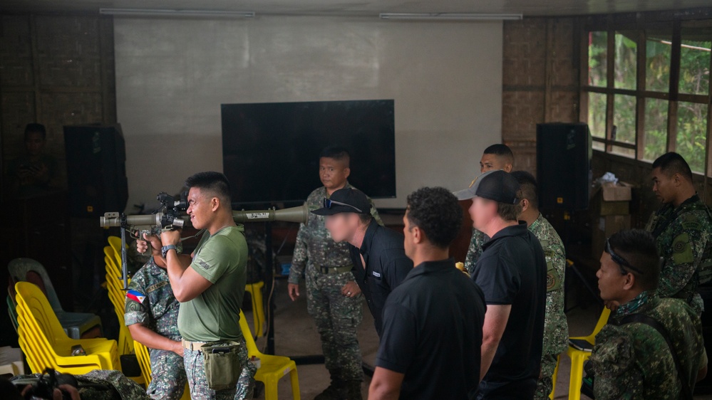 KAMANDAG 9: AFP, MARSOC conduct Rocket Launcher training