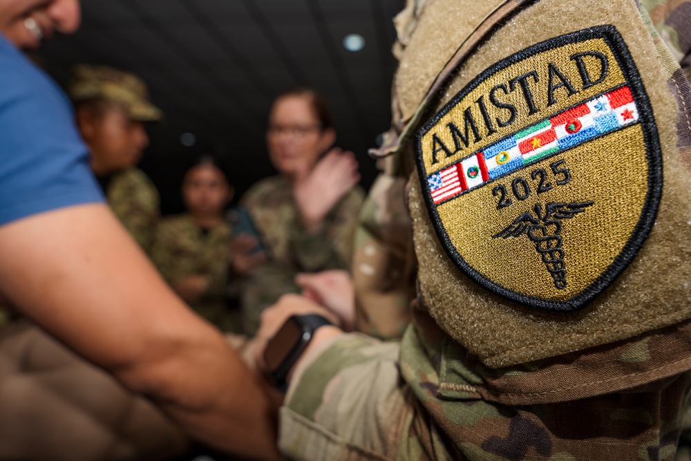 AMISTAD 2025: 944 ASTS conducts TCCC training in El Salvador