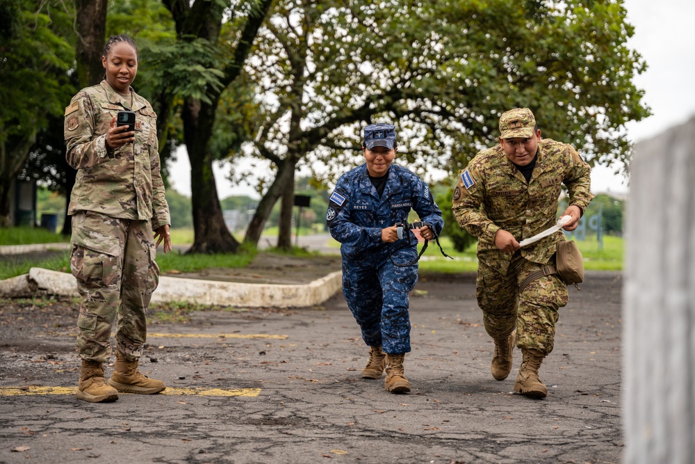AMISTAD 2025: 944 ASTS conducts TCCC training in El Salvador
