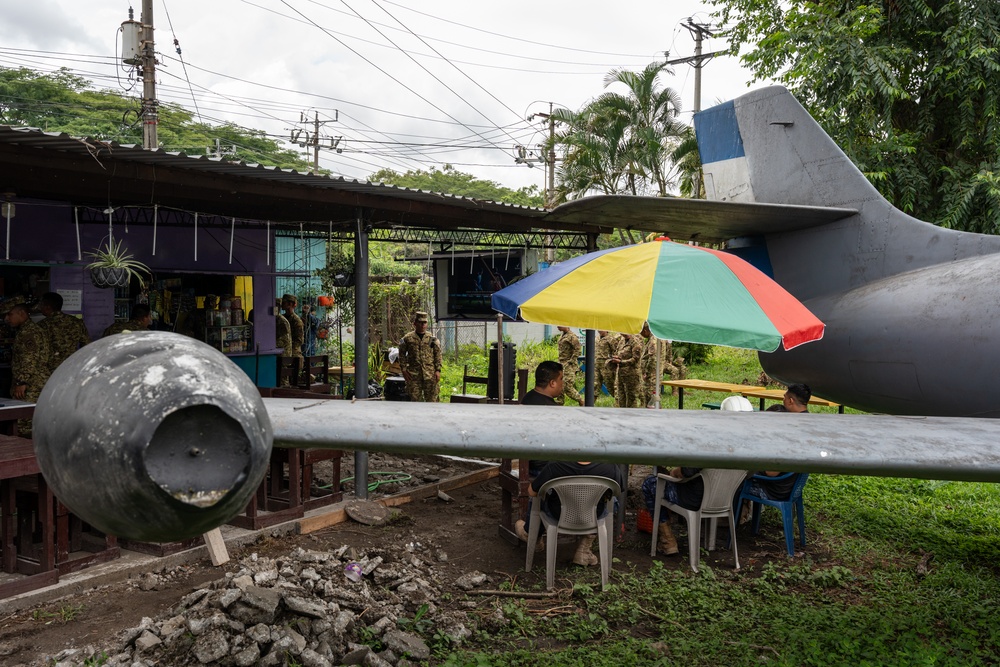 AMISTAD 2025: 944 ASTS conducts TCCC training in El Salvador