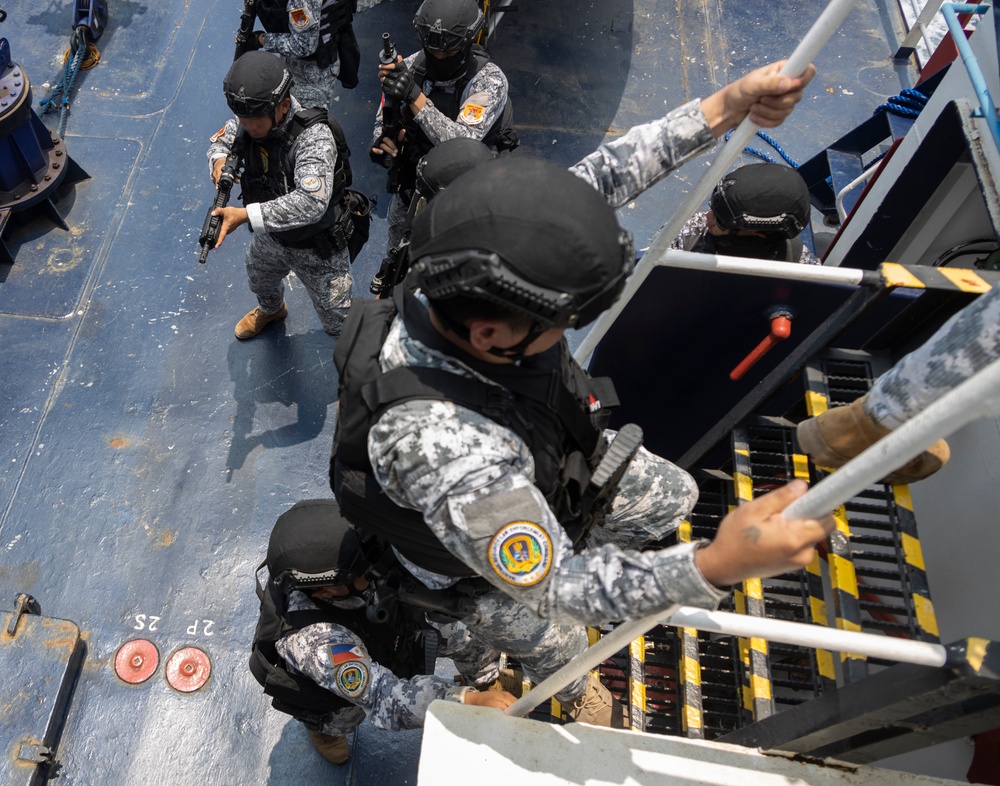 PCG, SOCPAC conduct VBSS training