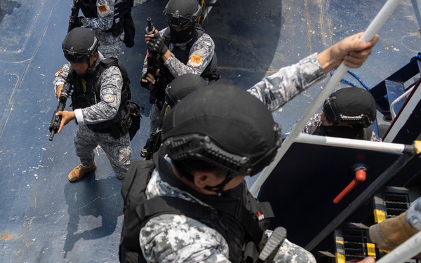PCG, SOCPAC conduct VBSS training