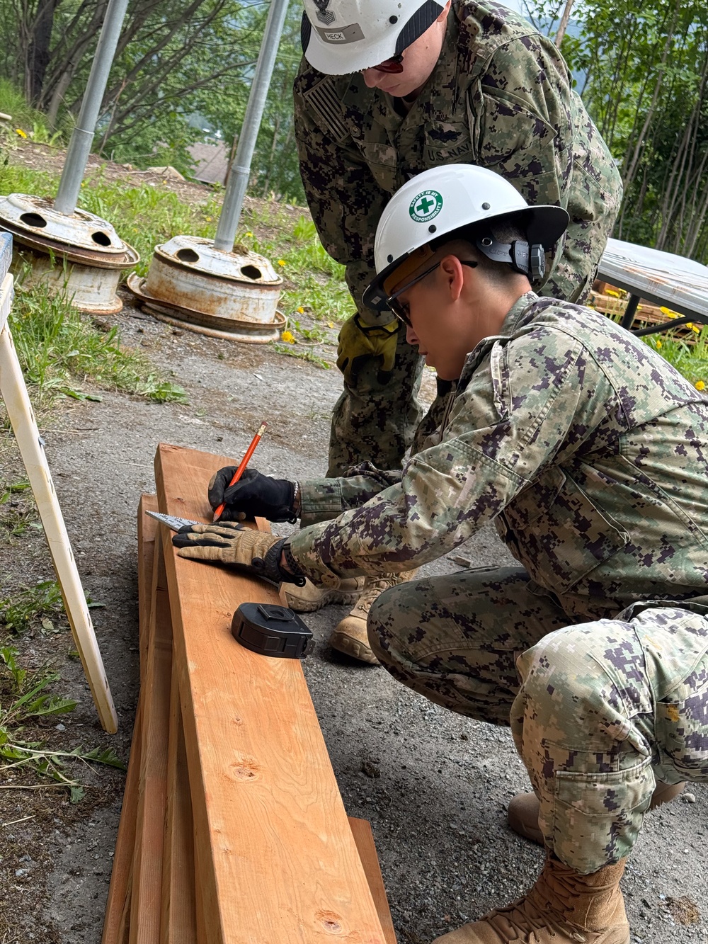 Navy Seabees Connect with Youth Through Mentorship and Service at ARCH Facility