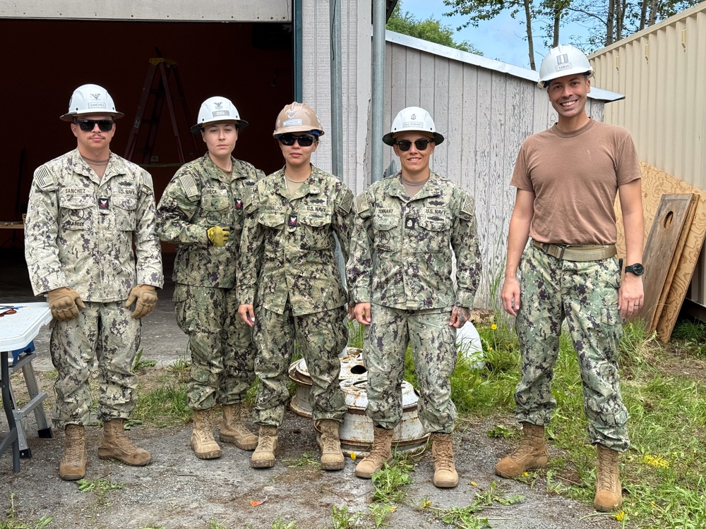 Navy Seabees Connect with Youth Through Mentorship and Service at ARCH Facility