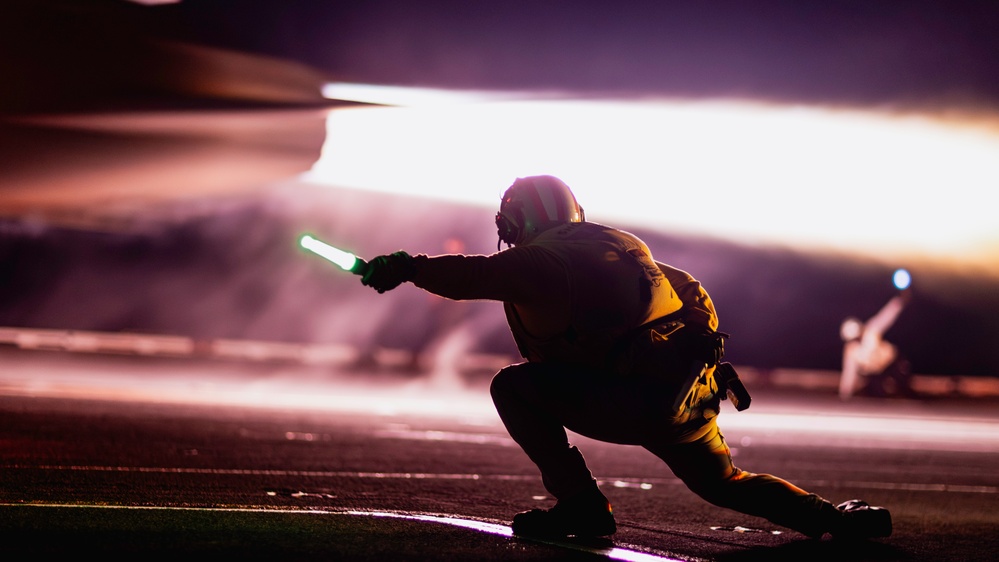 George Washington Conducts Flight Operations