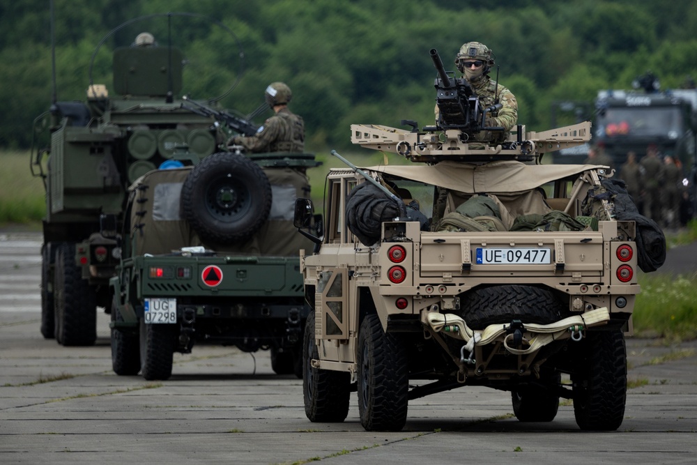 2/14 Marines Operate HIMARS in Poland during BALTOPS 25