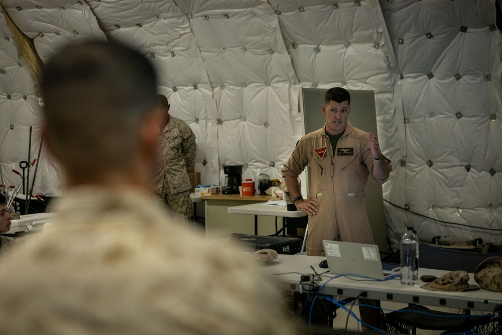 4th MAW Commanding General Visits ITX 3-25