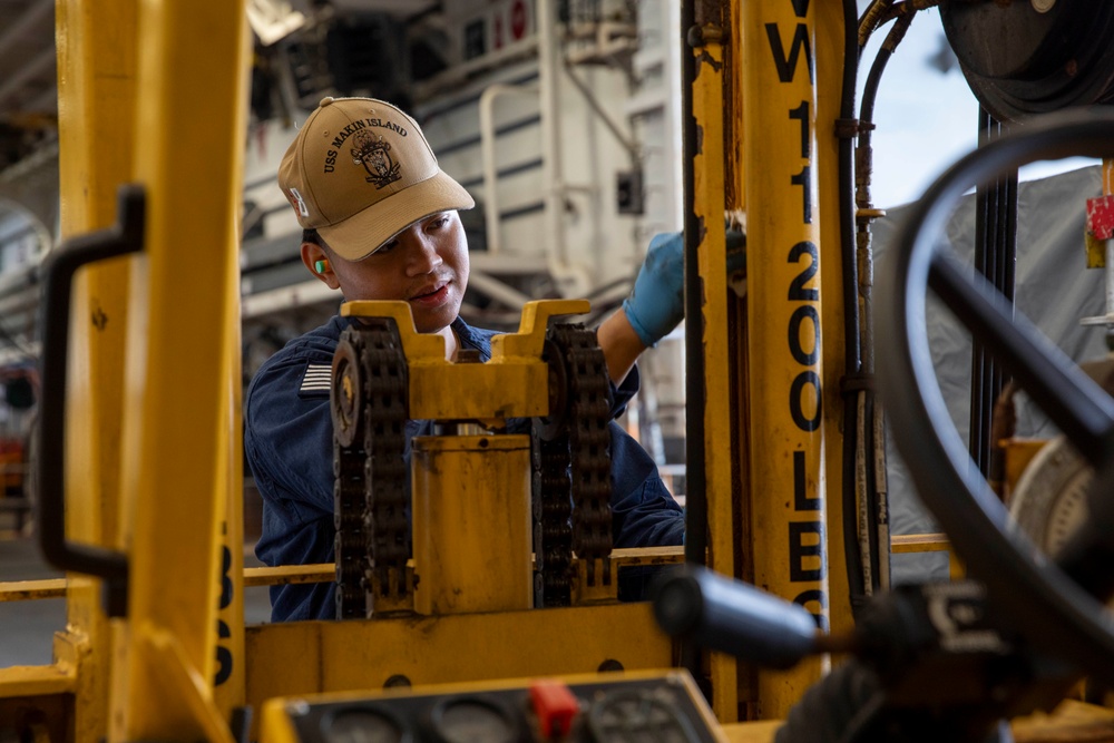 Makin Island Forklift Maintenance