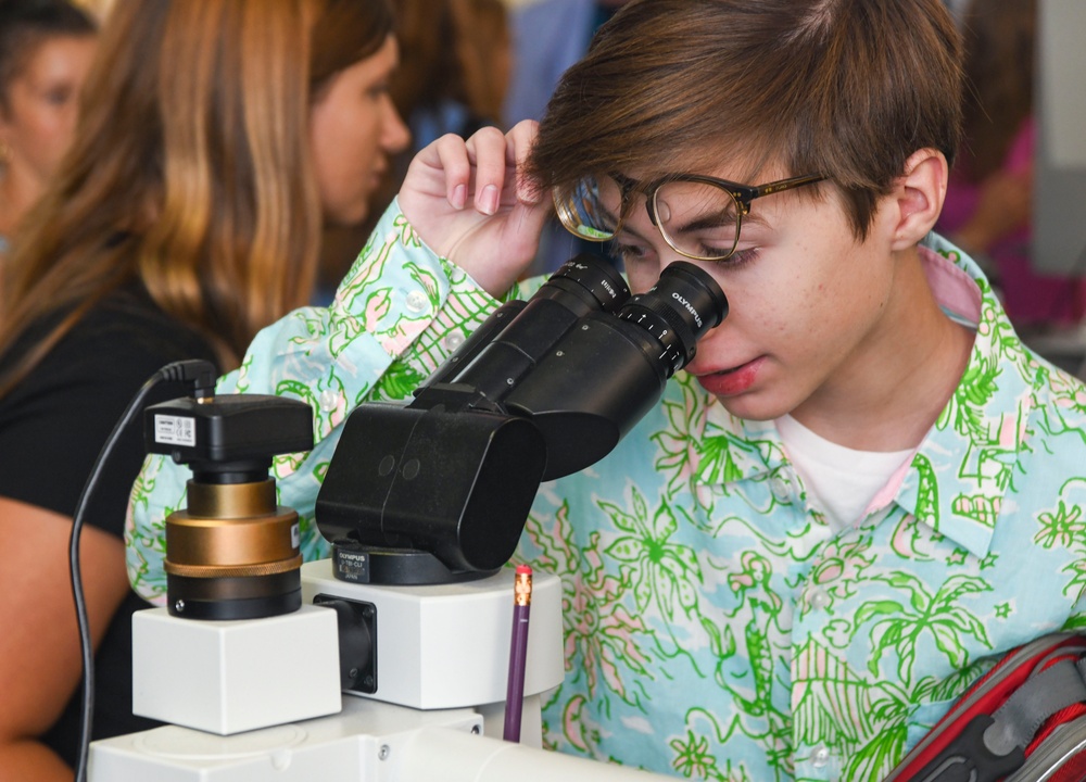 Naval Medical Center Camp Lejeune offers high school students preview of hopeful career opportunities