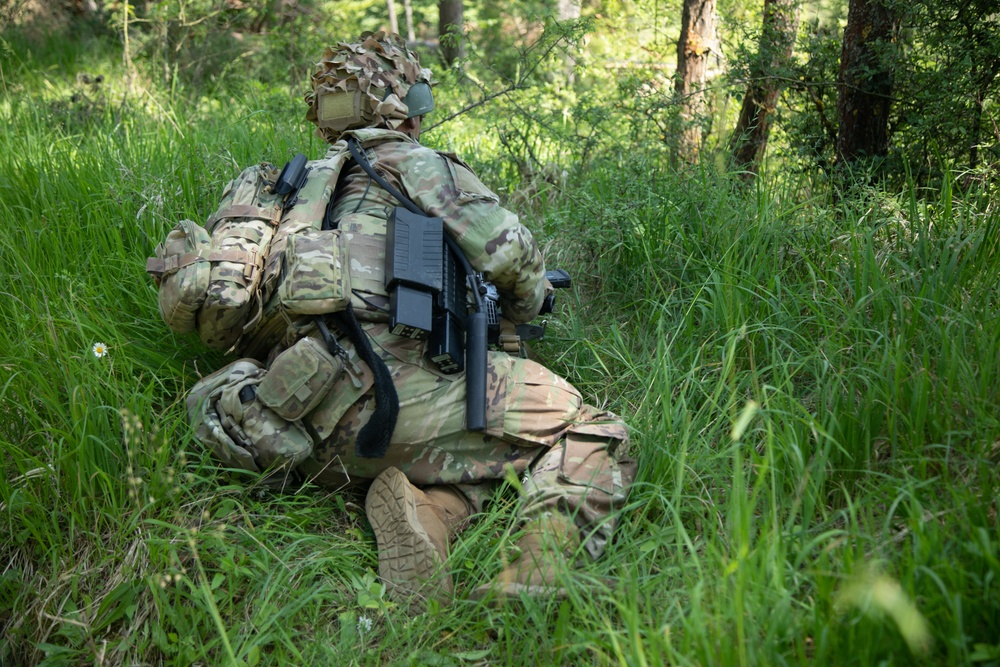 U.S. Soldiers operate offensive and defensive battle lanes during Project Flytrap