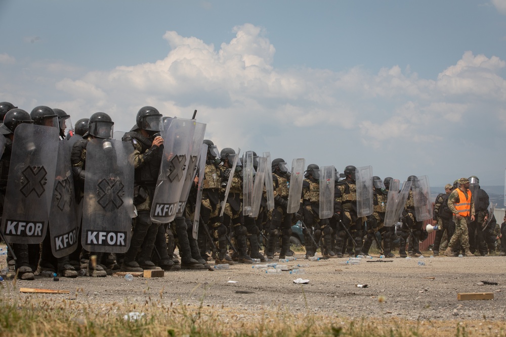 Camp Novo Selo hosts a Crowd Riot Control training event