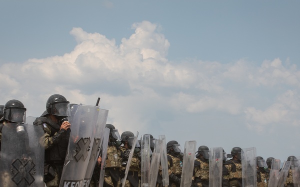 Camp Novo Selo hosts a Crowd Riot Control training event