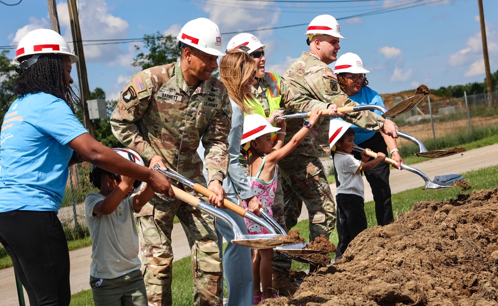 Leaders break ground on new CDC at Fort Knox
