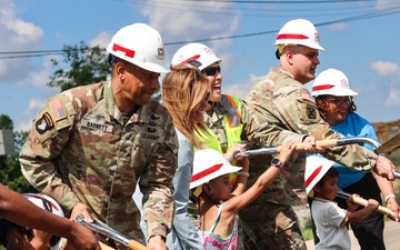 Leaders break ground on new CDC at Fort Knox