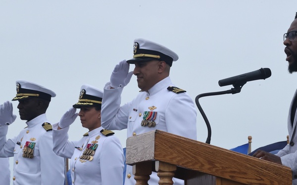 Capt. Cathy Eyrich Takes Command of NAVFAC Southwest