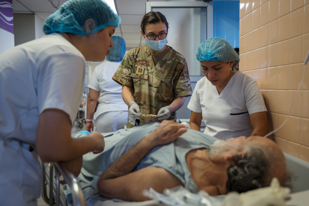AMISTAD 2025: U.S. Air Force medical personnel provide care at San Bartolo National Hospital, El Salvador