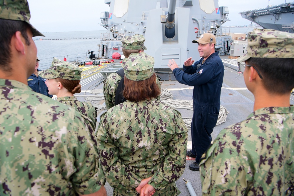 Midshipmen Visit USS Stockdale (DDG 106)