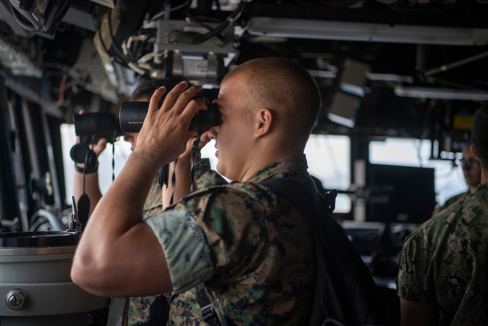 Midshipmen Visit USS Stockdale (DDG 106)