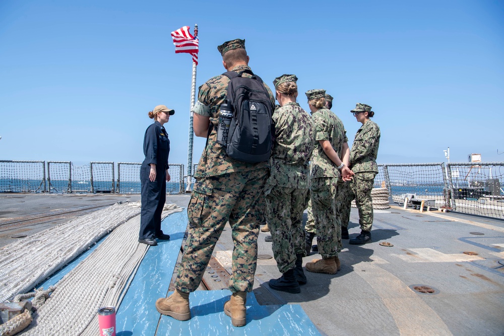 Midshipmen Visit USS Stockdale (DDG 106)