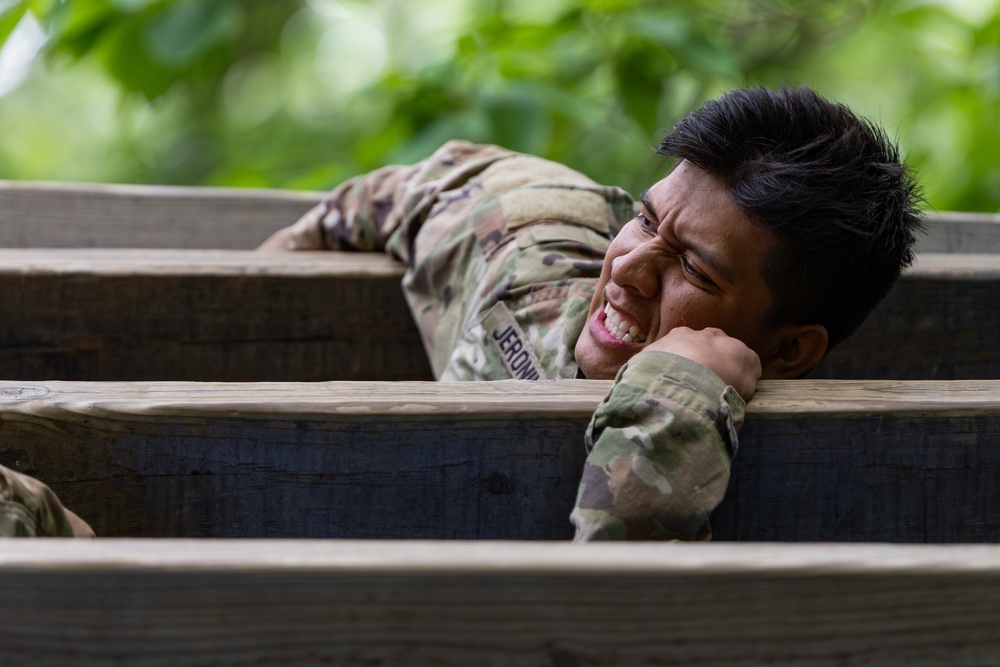 Confidence Course | 1st Regiment, Advanced Camp