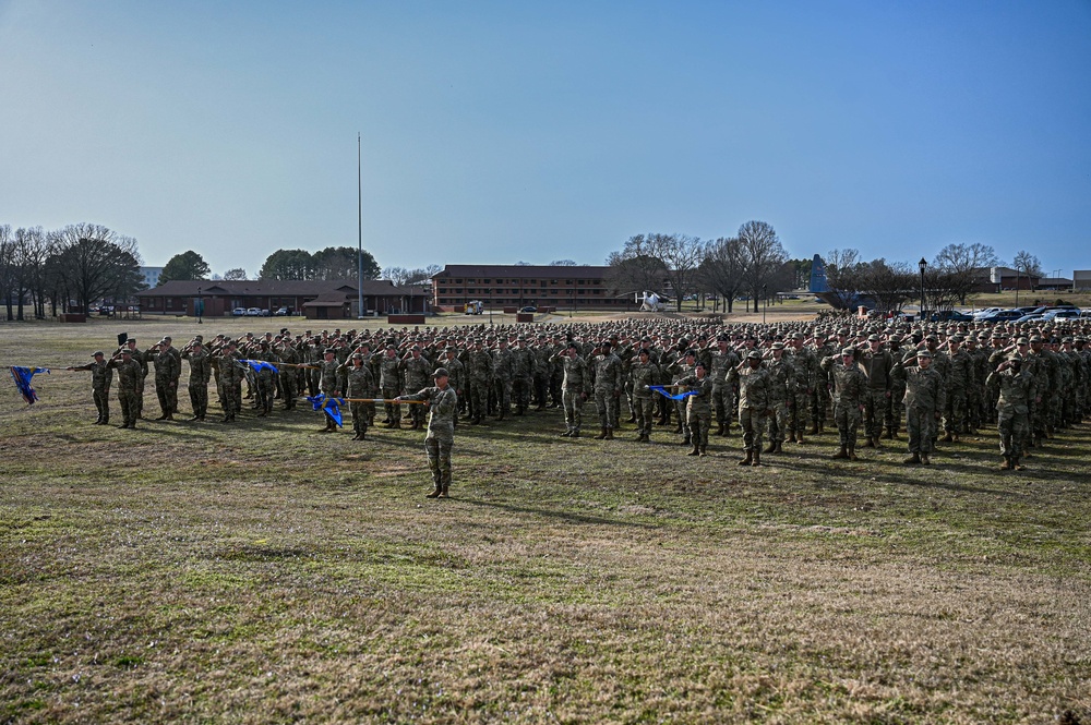 19 AW hosts retreat ceremony