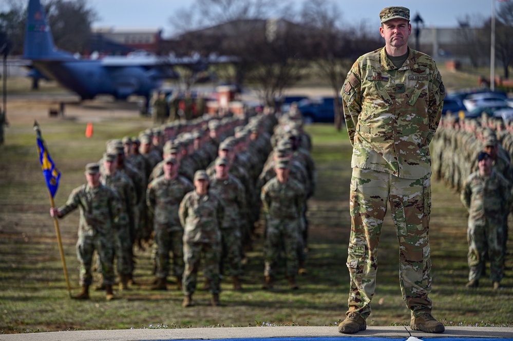 19 AW hosts retreat ceremony