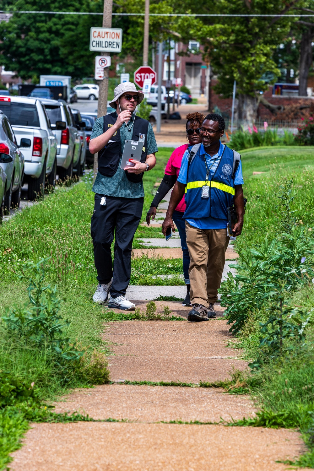 Disaster Survivor Assistance Teams in St. Louis Neighborhoods