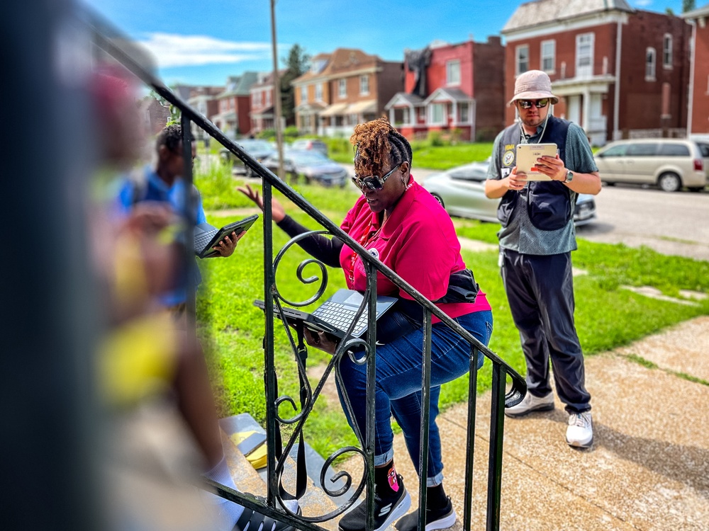 Disaster Survivor Assistance Teams in St. Louis Neighborhoods