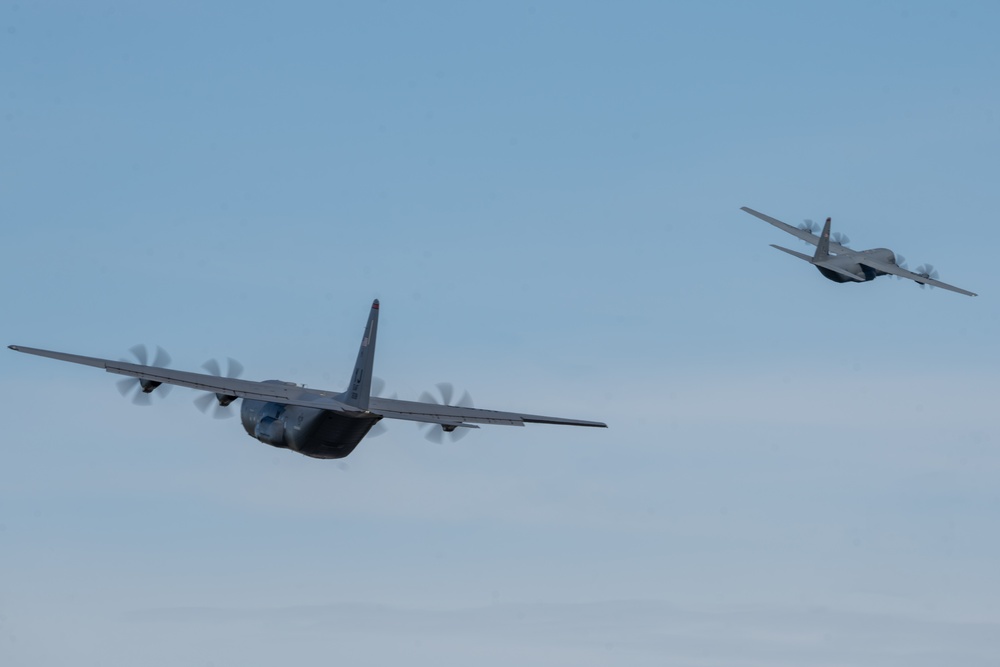 USAF aircraft participate in Red Flag-Alaska 25-2 familiarization day