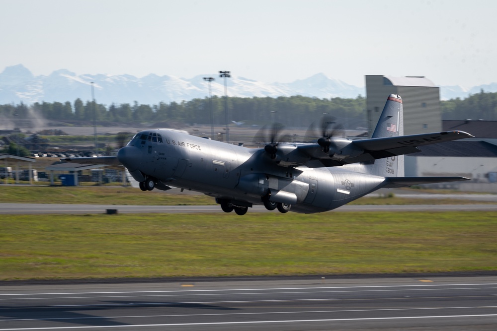 USAF aircraft participate in Red Flag-Alaska 25-2 familiarization day