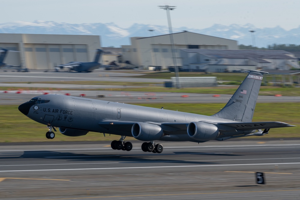 USAF aircraft participate in Red Flag-Alaska 25-2 familiarization day
