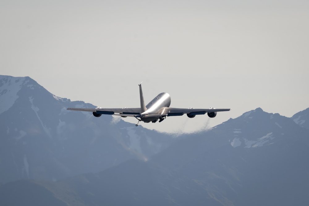 USAF aircraft participate in Red Flag-Alaska 25-2 familiarization day