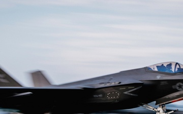 George Washington Conducts Flight Operations