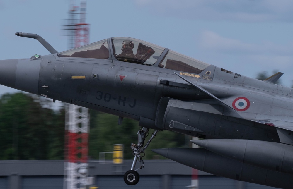 Sortie showdown: U.S., French and Finnish jets take the skies for Atlantic Trident 25
