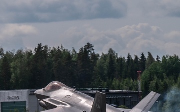 Sortie showdown: U.S., French and Finnish jets take the skies for Atlantic Trident 25