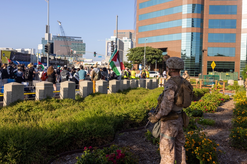 U.S. Marines, Department of Homeland Security police guard federal building