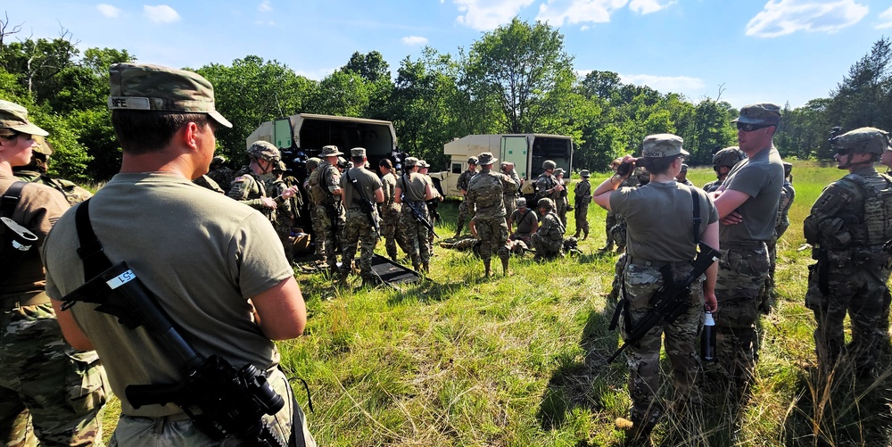 Medics with Wisconsin National Guard’s 2nd Battalion, 127th Infantry Regiment hold training at Fort McCoy; unit preps for deployment