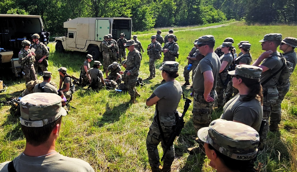 Medics with Wisconsin National Guard’s 2nd Battalion, 127th Infantry Regiment hold training at Fort McCoy; unit preps for deployment