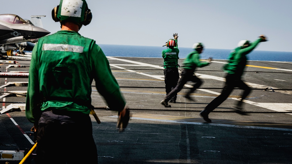 George Washington Conducts Flight Operations