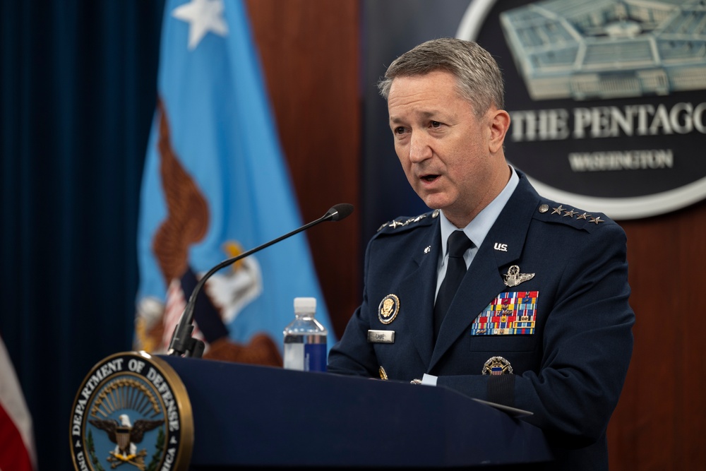 SD, CJCS Conduct Pentagon Press Briefing