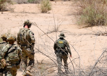 759th Military Police Battalion conducts joint patrol with U.S. Border Patrol agents at the southern border