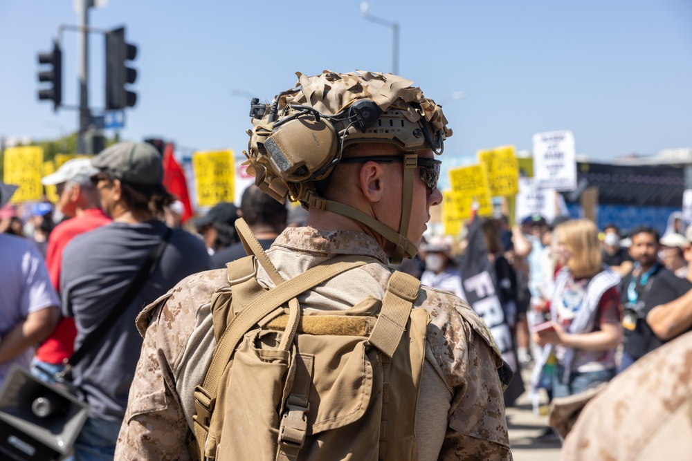 U.S. Marines continue to guard federal building