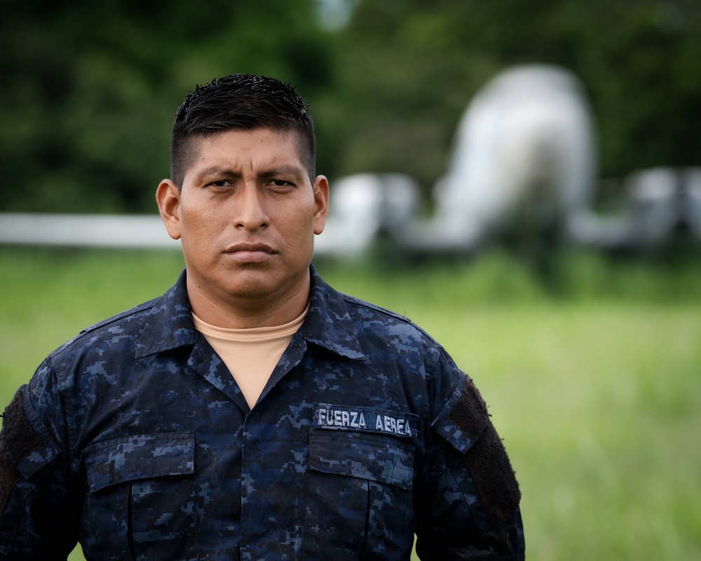 AMISTAD 2025: Salvadoran service members apply TCCC during mass casualty exercise