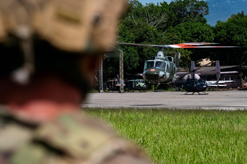 AMISTAD 2025: Salvadoran service members apply TCCC during mass casualty exercise