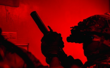 EODMU 5 Conducts a VBSS Drill Aboard George Washington